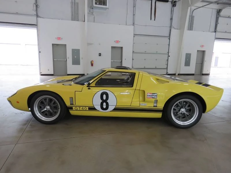 Ford Replica - Image 4 of 31