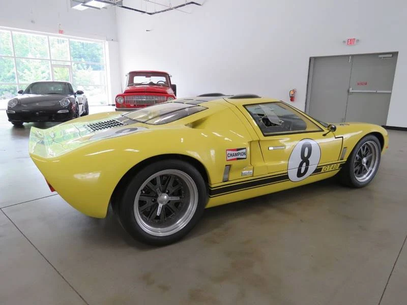 Ford Replica - Image 11 of 31