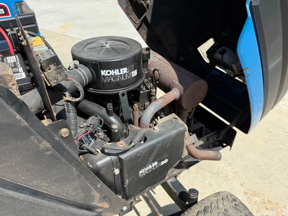 Ford Tractor - Image 10 of 10