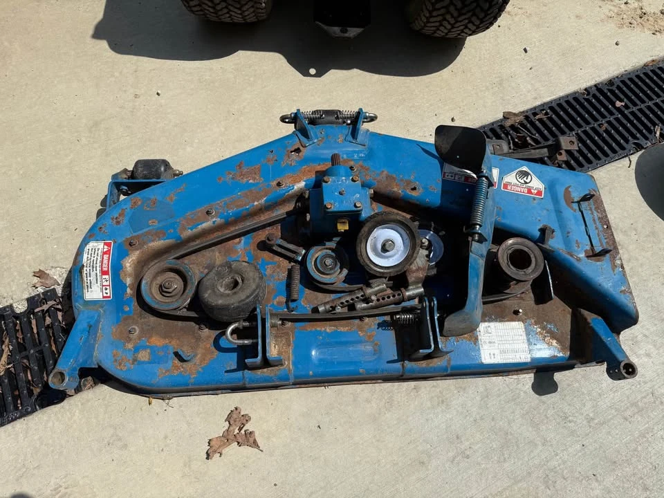 Ford Tractor - Image 8 of 10