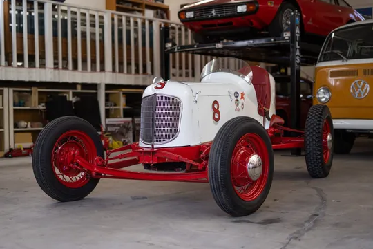 Ford Model B - Image 4 of 31