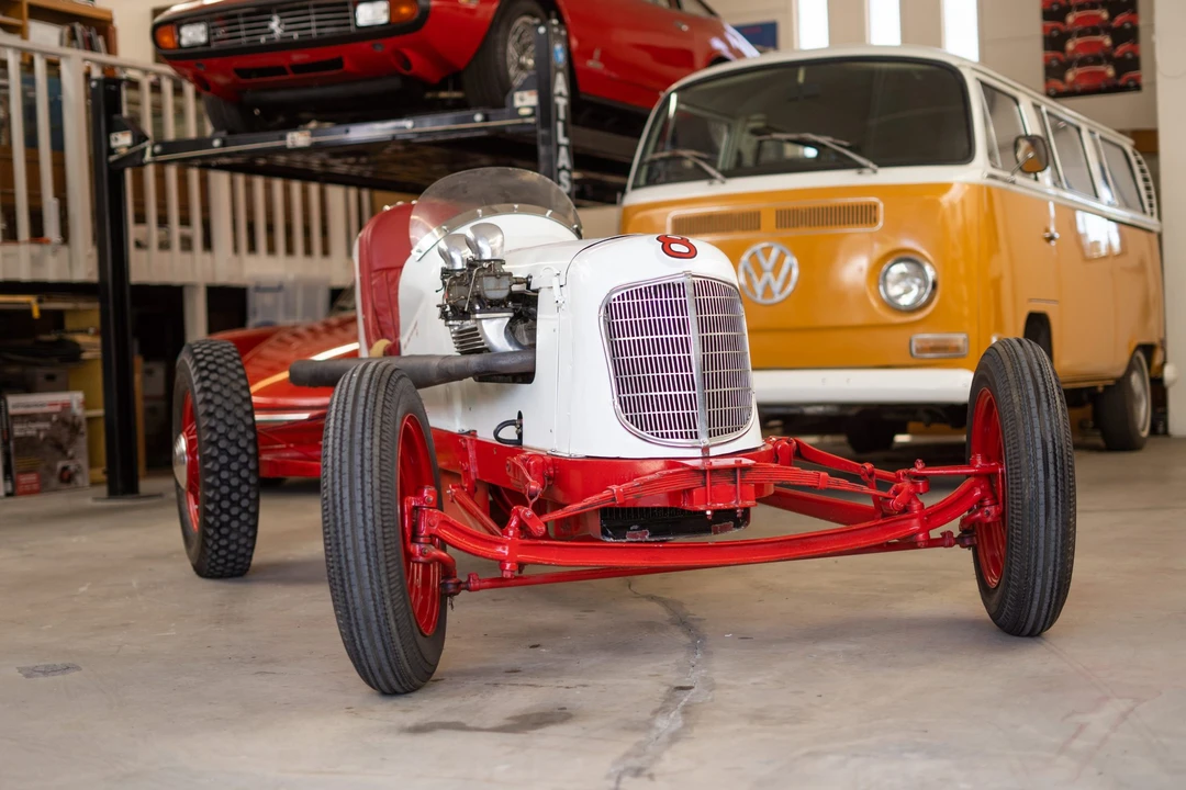 Ford Model B - Image 9 of 31