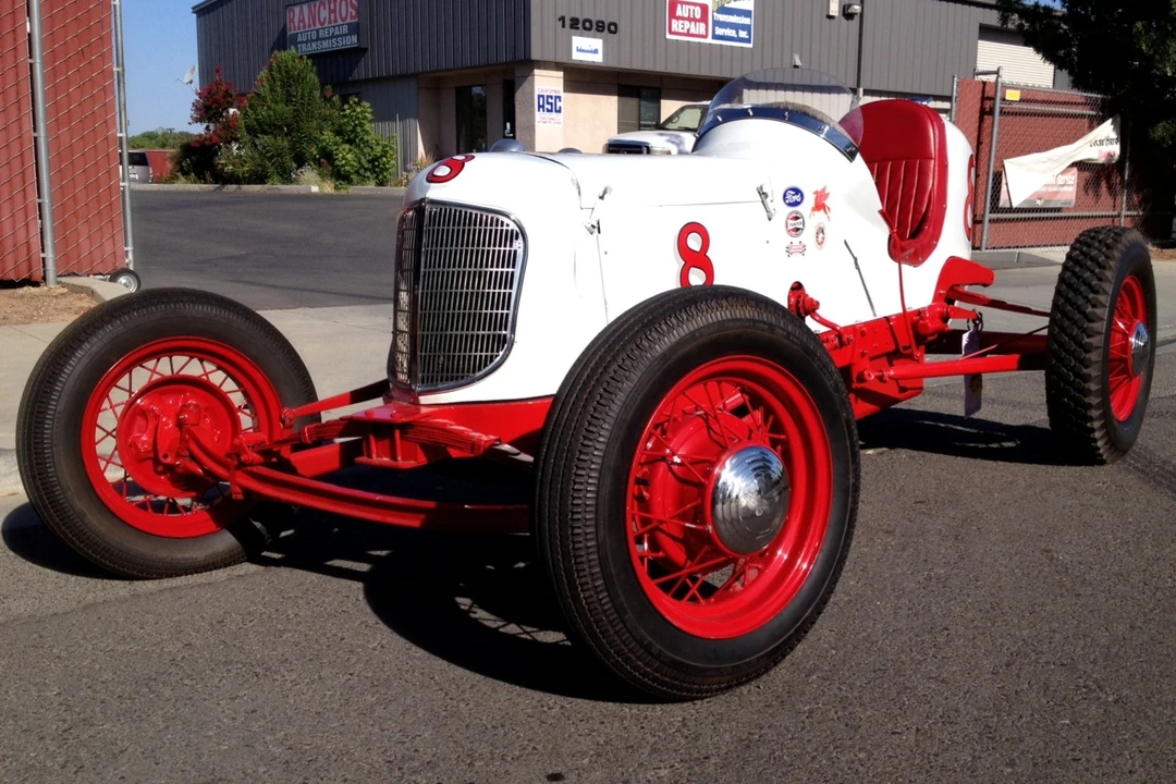 Ford Model B - Image 1 of 31