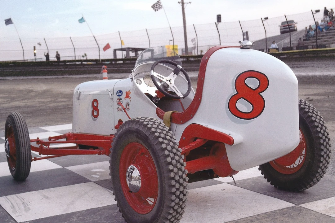 Ford Model B - Image 11 of 31