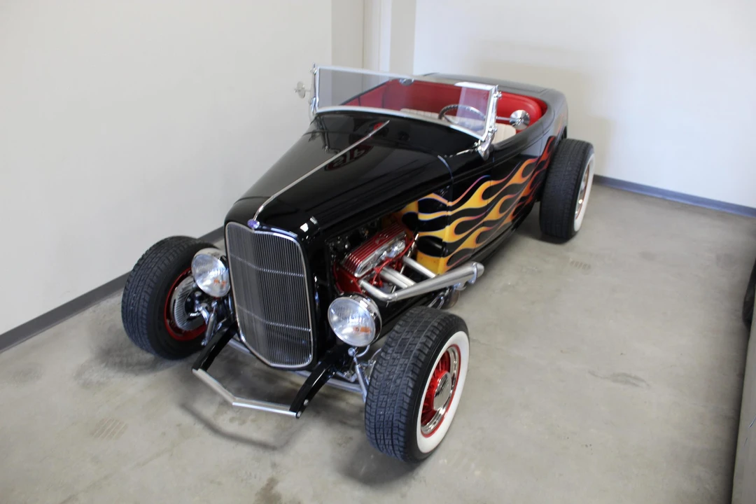 Ford Hot Rod - Image 16 of 31