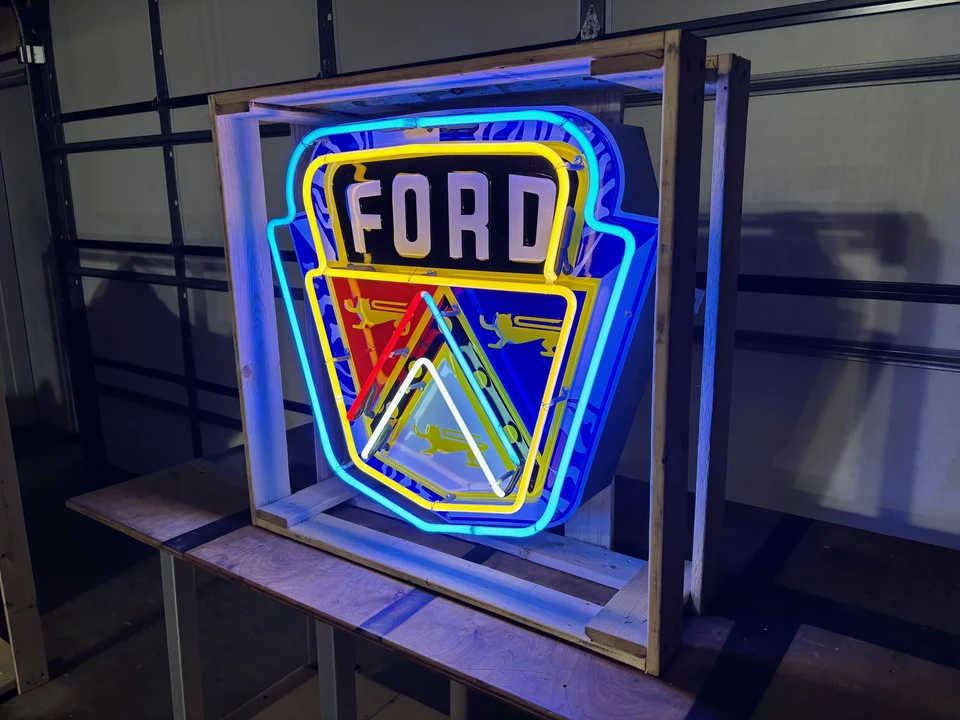 Ford Tractor - Image 3 of 7