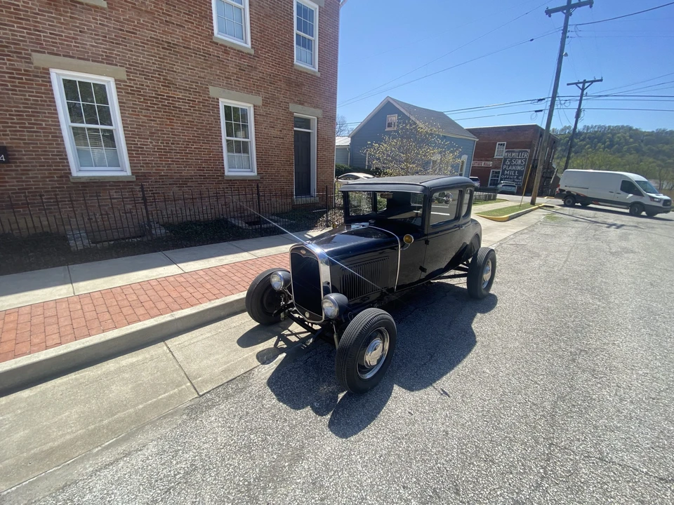 Ford Model A - Image 2 of 31