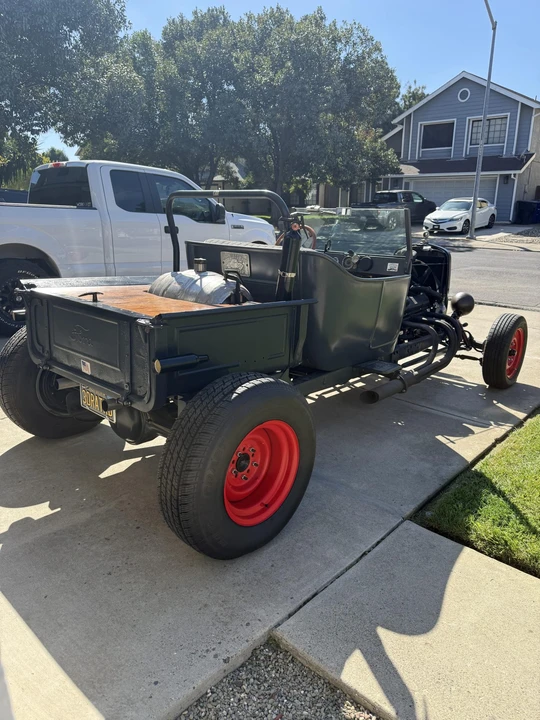 Ford Hot Rod - Image 16 of 31