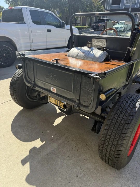 Ford Hot Rod - Image 15 of 31