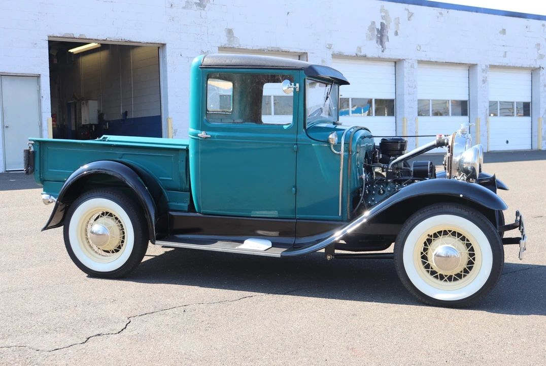 Ford Model A Pickup & Model AA - Image 9 of 31