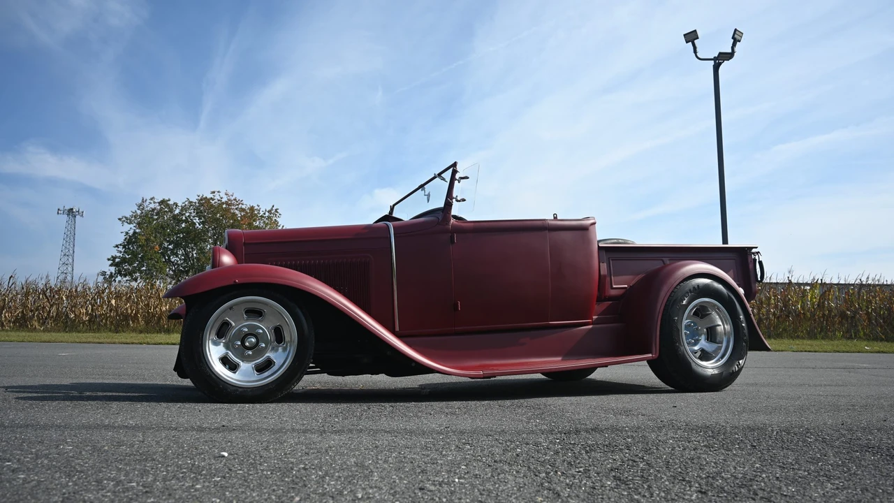 Ford Model A Pickup & Model AA - Image 9 of 31