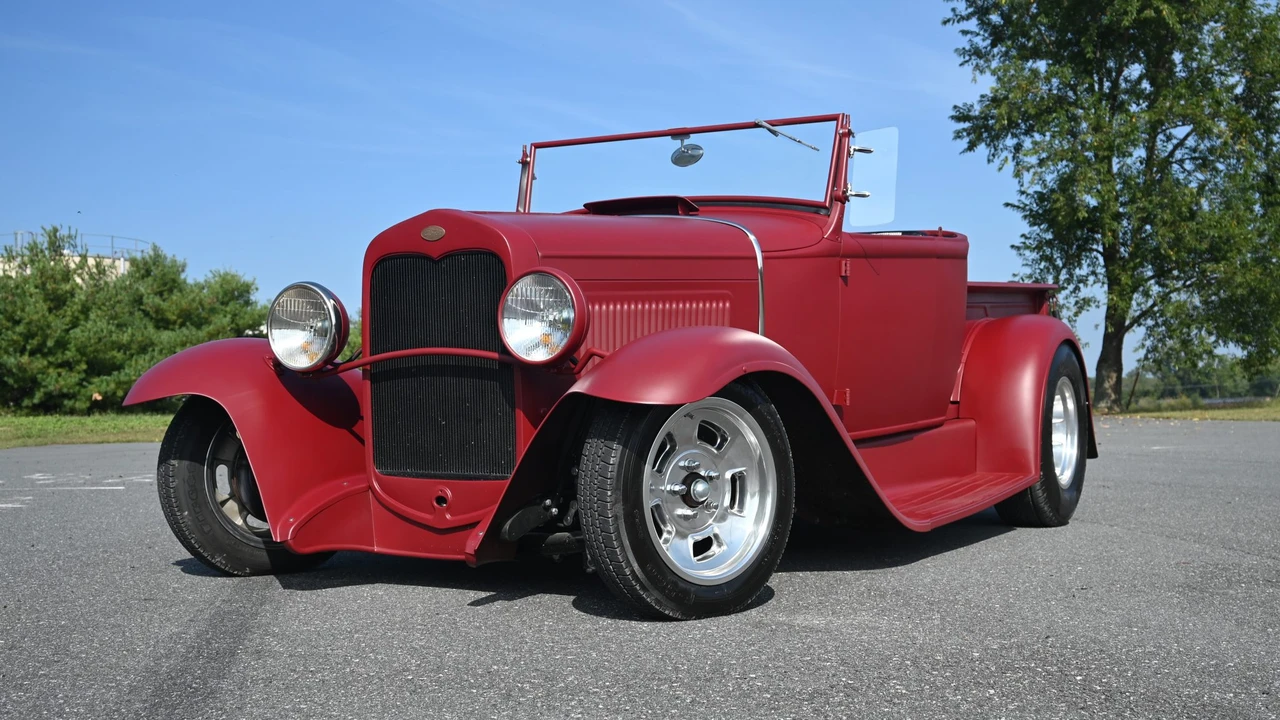 Ford Model A Pickup & Model AA - Image 3 of 31