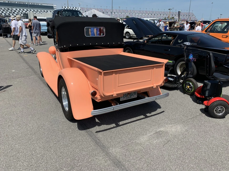 Ford Model A Pickup & Model AA - Image 5 of 31