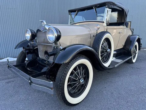 Ford Replica - Image 4 of 31