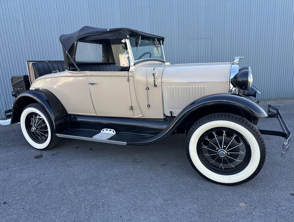 Ford Replica - Image 14 of 31