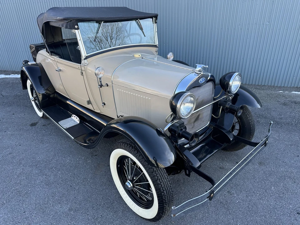 Ford Replica - Image 12 of 31