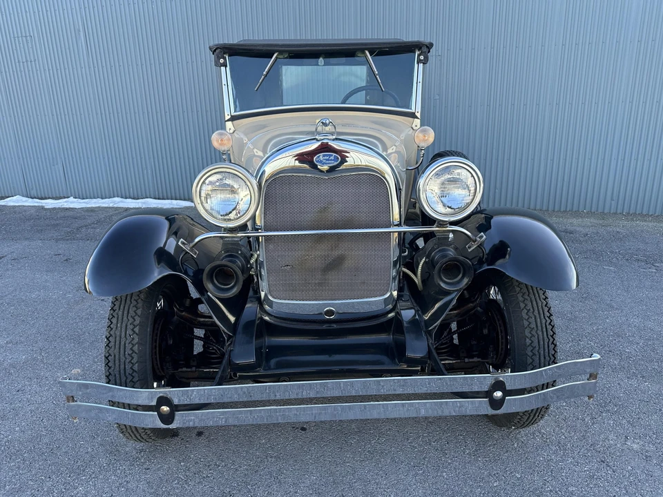 Ford Replica - Image 9 of 31