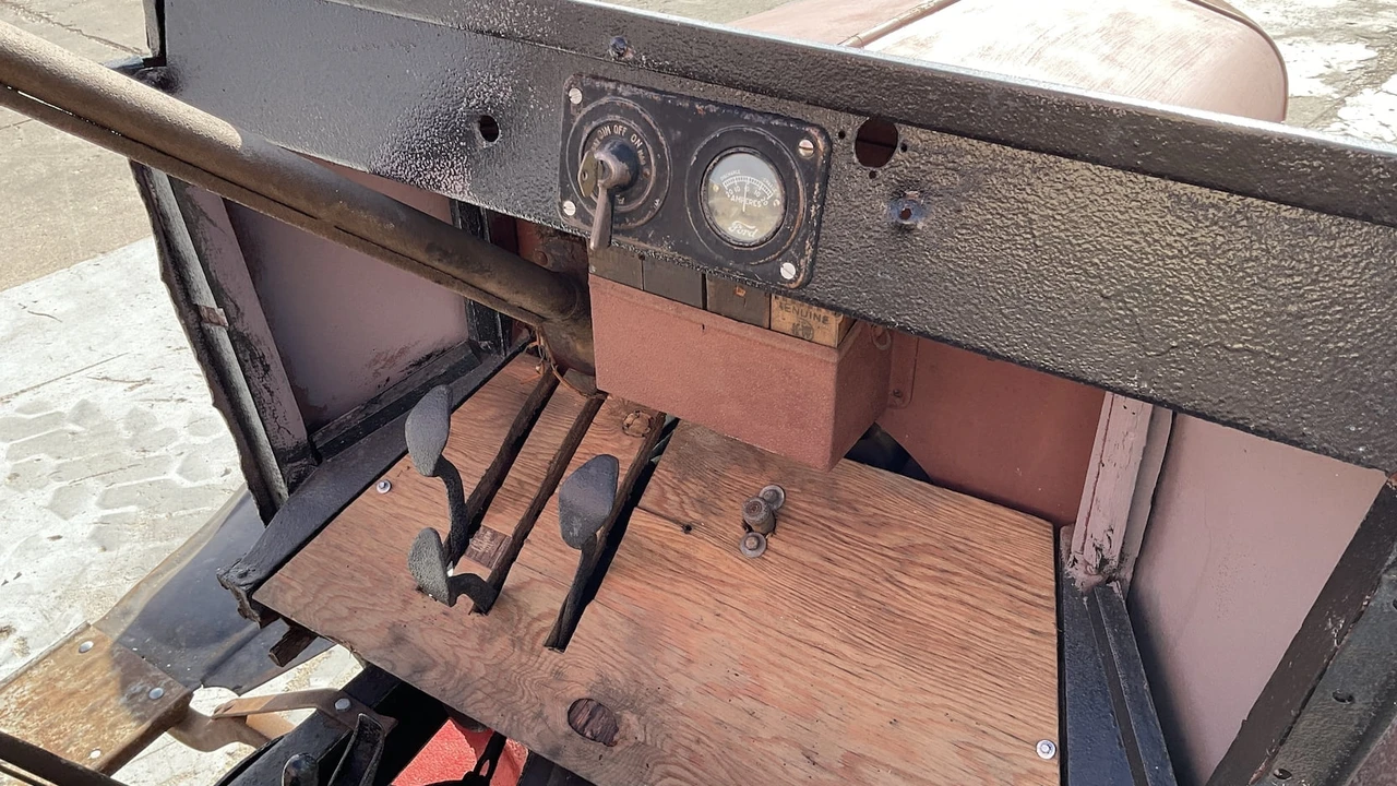 Ford Model T Pickup & Model TT - Image 8 of 10