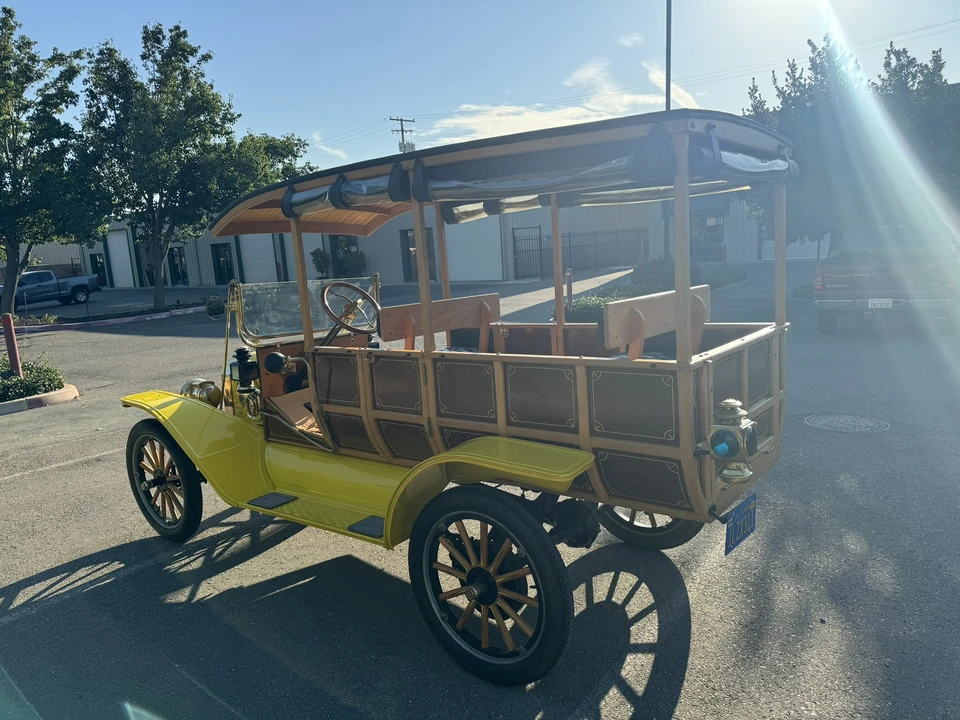 Ford Model T - Image 4 of 31