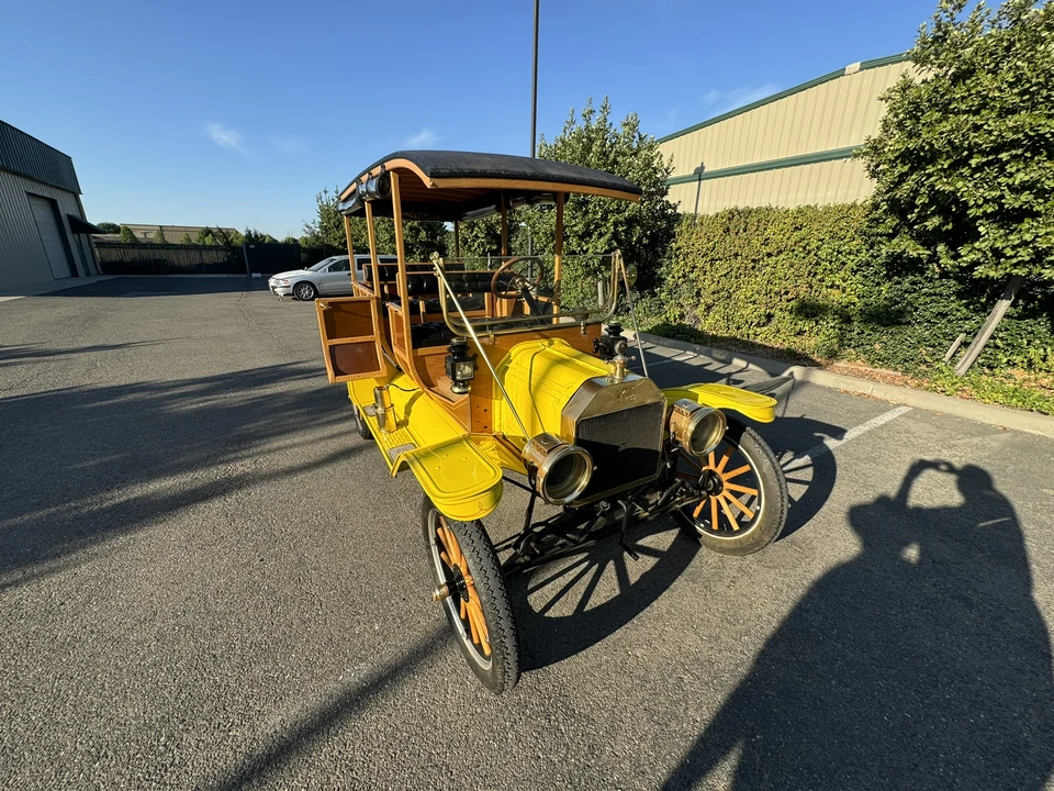 Ford Model T - Image 11 of 31