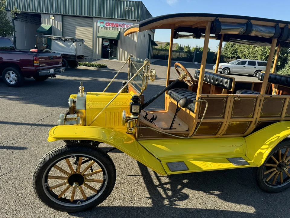 Ford Model T - Image 18 of 31