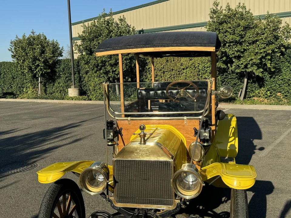 Ford Model T - Image 17 of 31