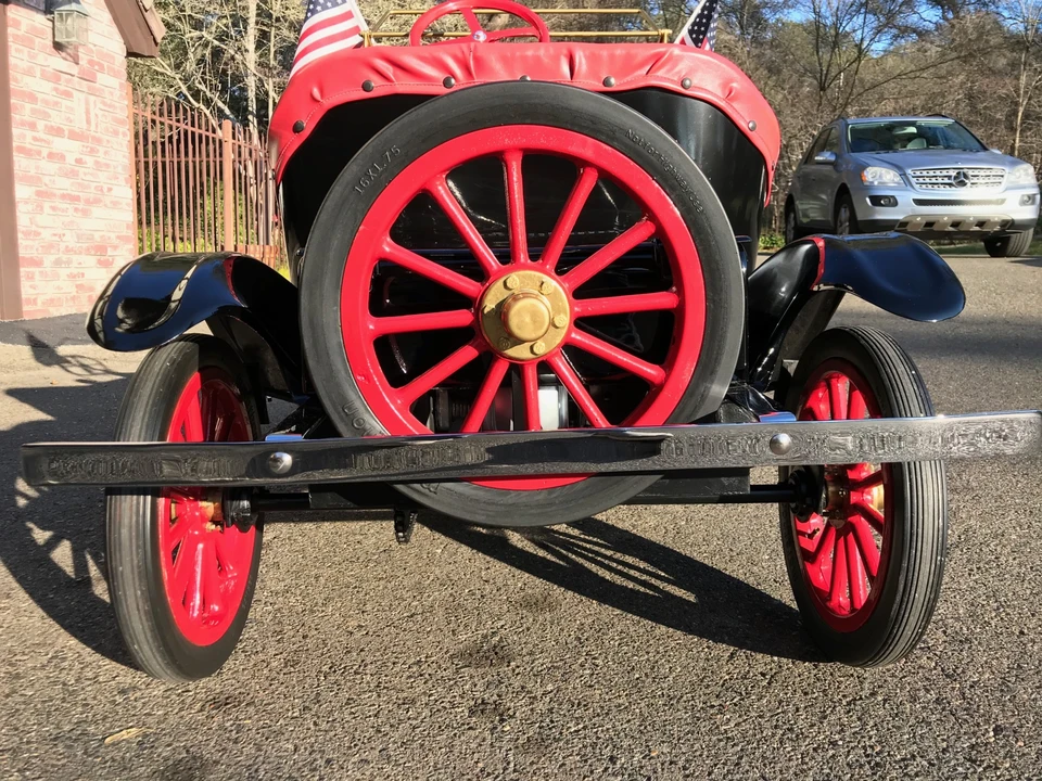 Ford Model T - Image 13 of 31
