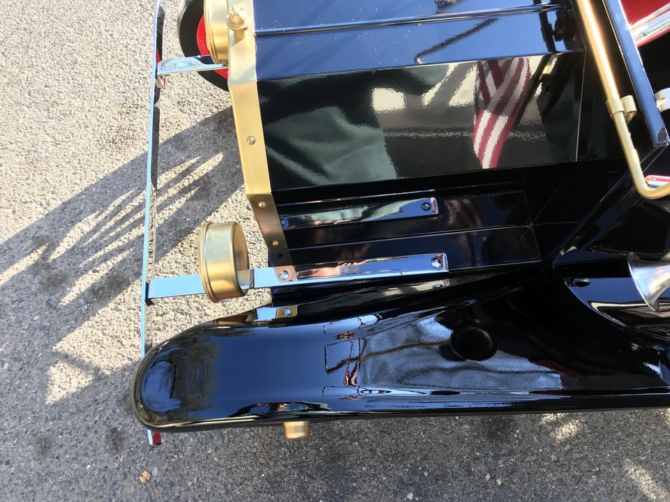 Ford Model T - Image 18 of 31