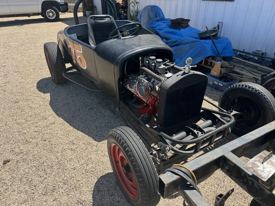 Ford Model T Pickup & Model TT - Image 28 of 31