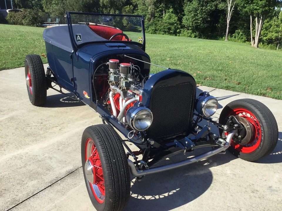 Ford Model T - Image 13 of 31