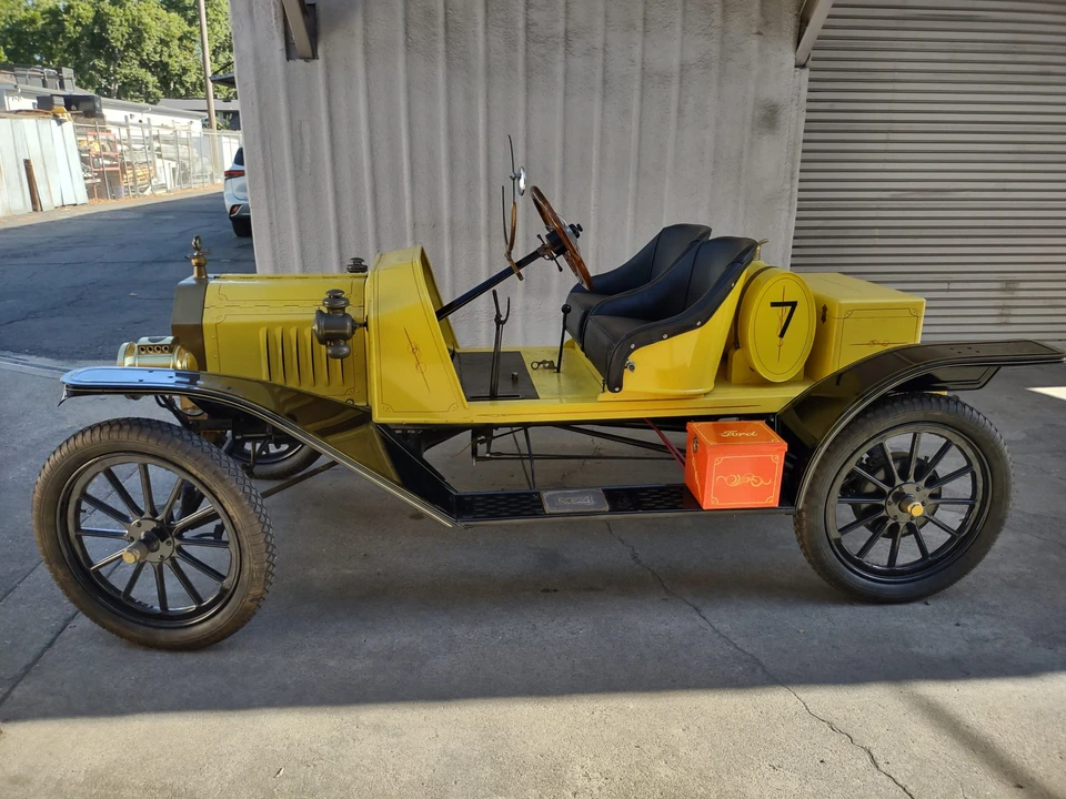 Ford Model T - Image 13 of 31