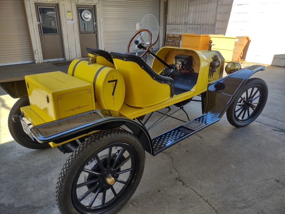 Ford Model T - Image 14 of 31