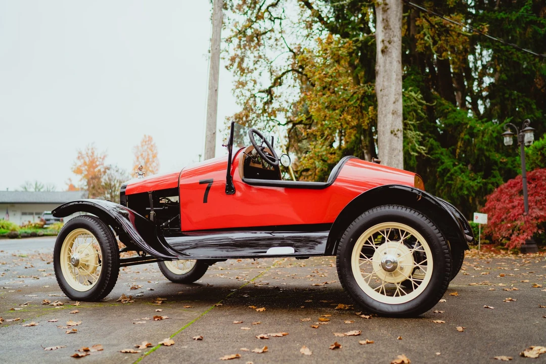 Ford Model T - Image 6 of 31