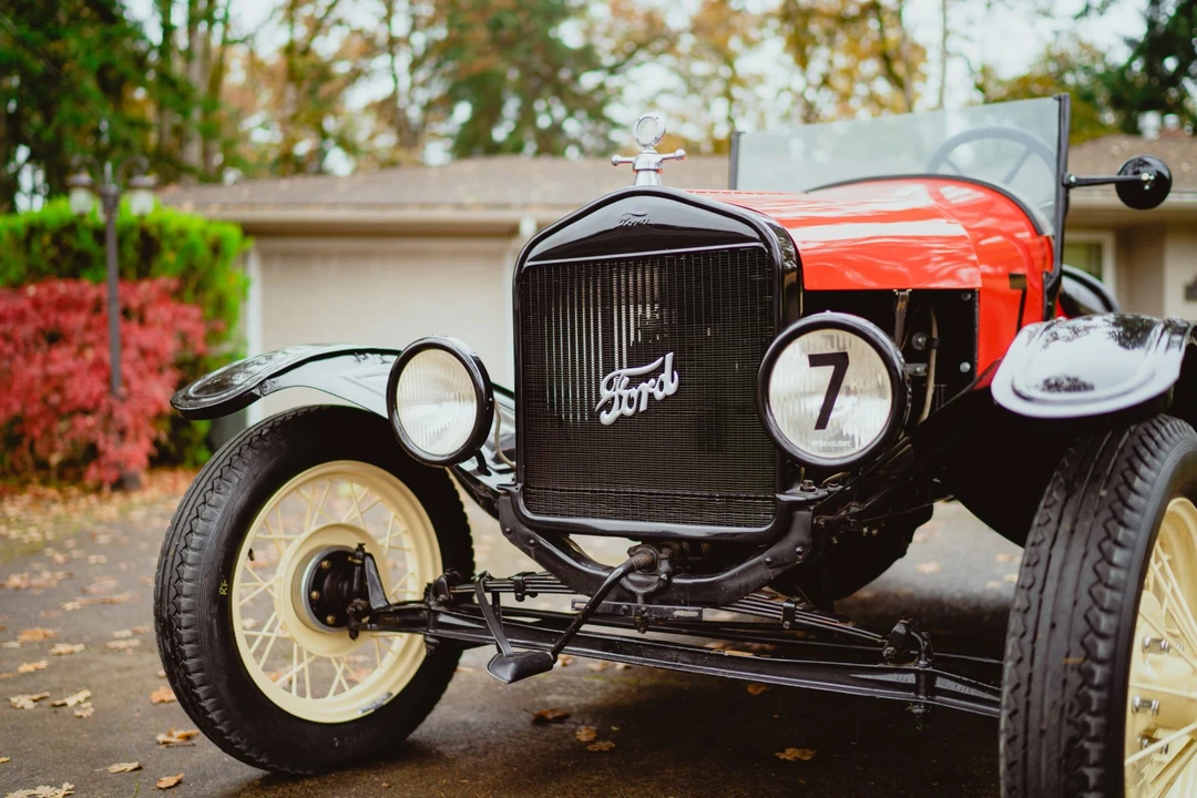 Ford Model T - Image 14 of 31