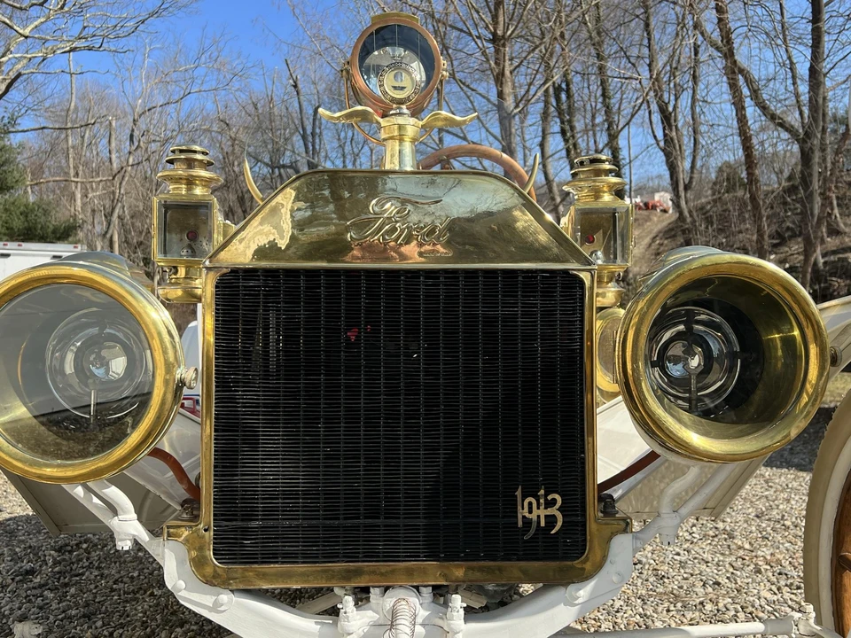 Ford Model T - Image 16 of 31