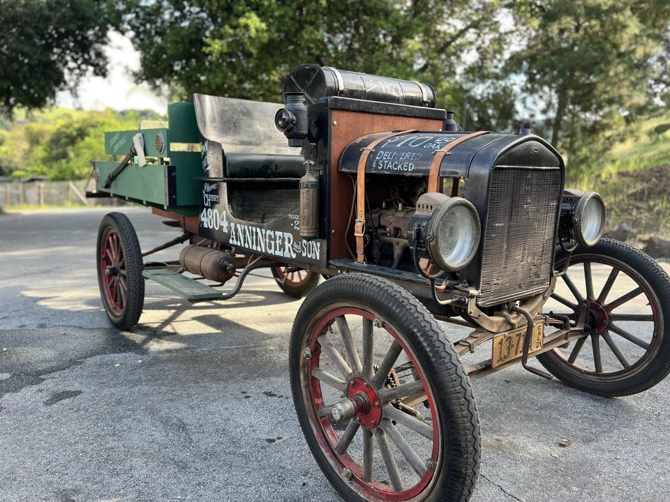 Ford Model T Pickup & Model TT - Image 5 of 31