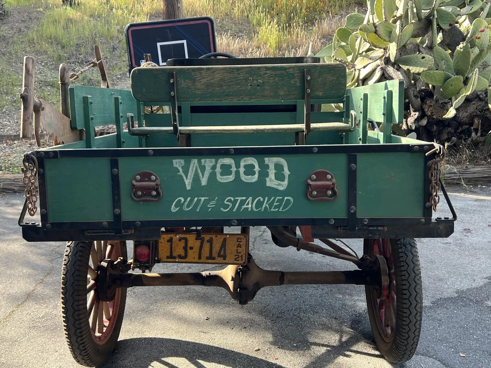 Ford Model T Pickup & Model TT - Image 12 of 31