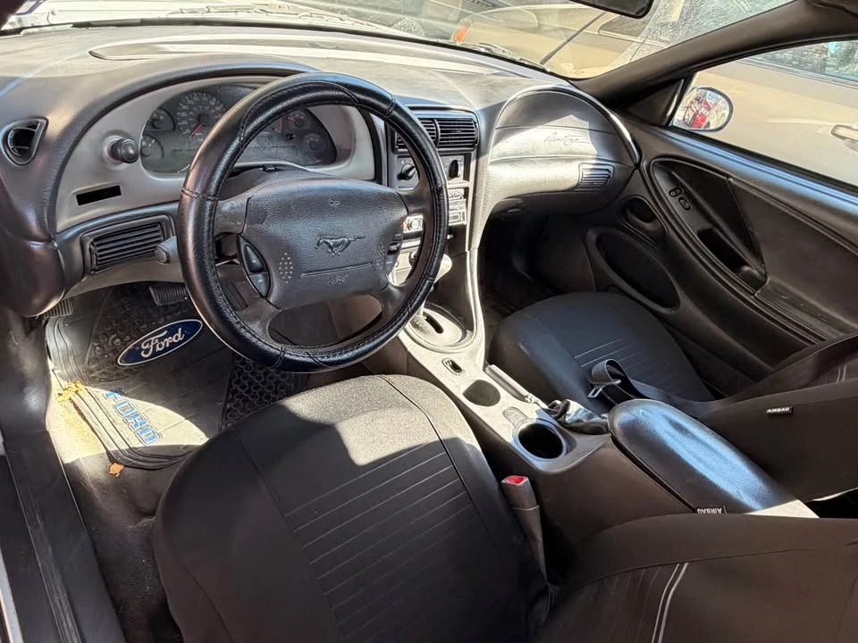 2002 Ford SN95 Mustang - Image 4 of 4