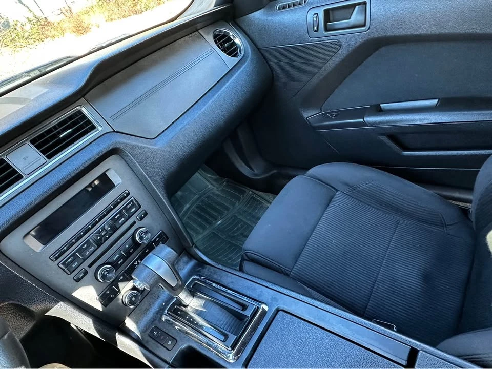 2012 Ford S197 Mustang - Image 6 of 6
