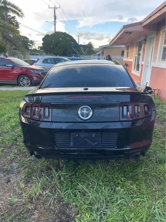 2013 Ford S197 Mustang - Image 5 of 7