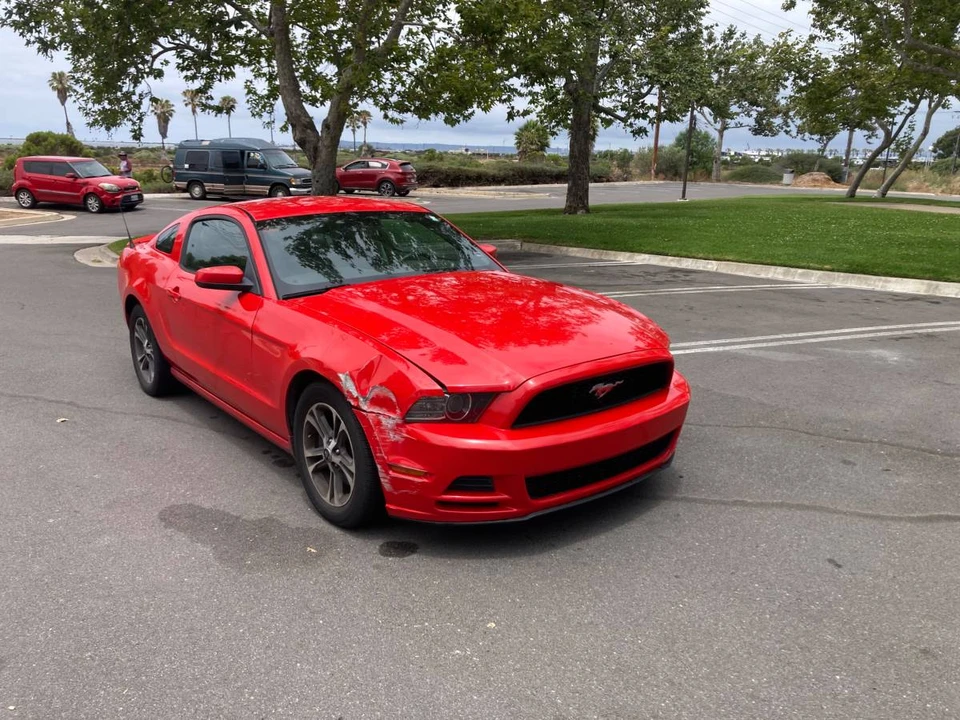 2013 Ford S197 Mustang - Image 9 of 11