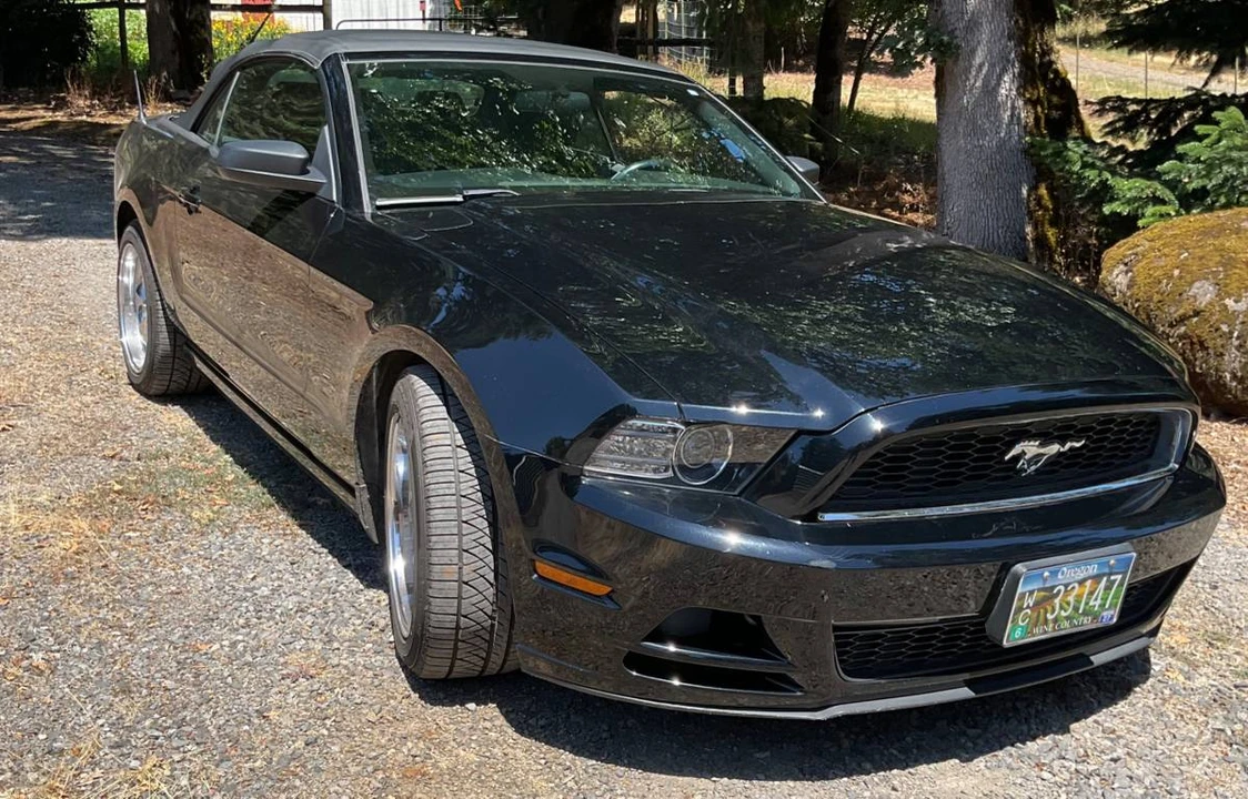 2014 Ford S197 Mustang - Image 10 of 17