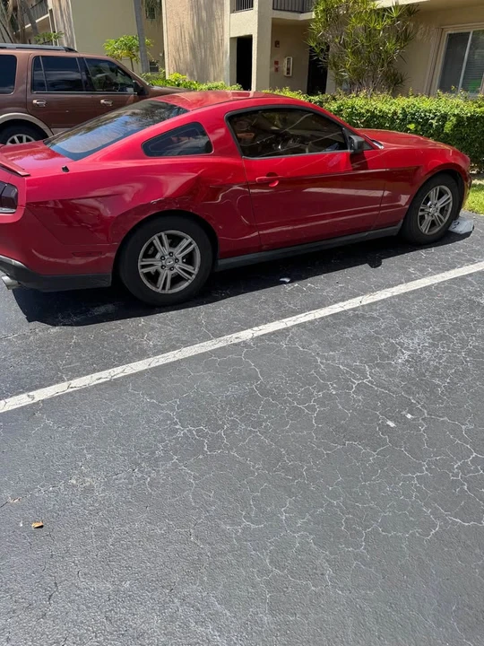 2011 Ford S197 Mustang - Image 3 of 5