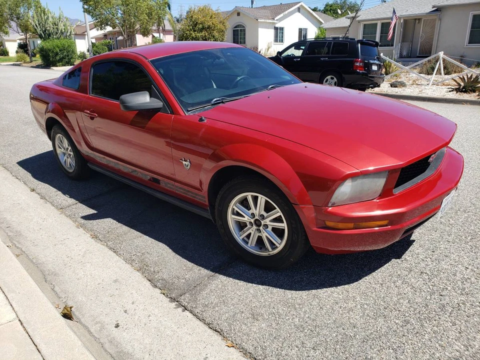 2009 Ford S197 Mustang - Image 7 of 15