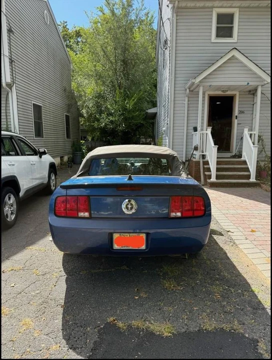2008 Ford S197 Mustang - Image 2 of 4