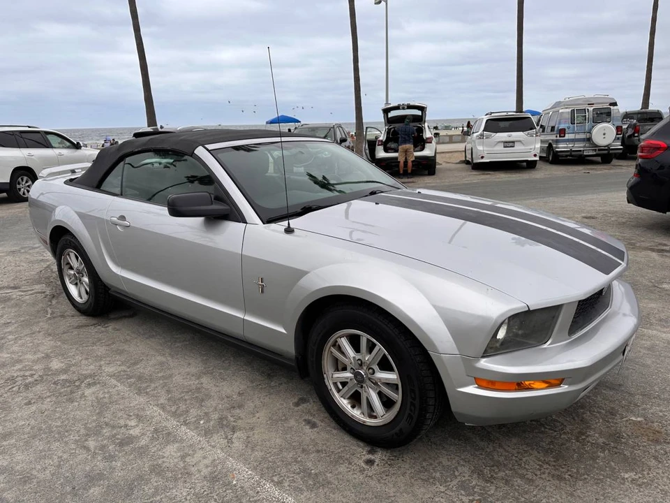 2008 Ford S197 Mustang - Image 7 of 9