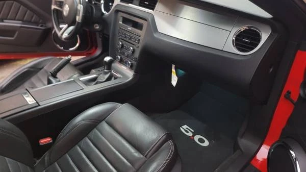2014 Ford S197 Mustang - Image 15 of 21