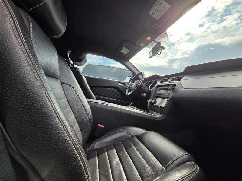 2012 Ford S197 Mustang - Image 3 of 3