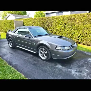 2004 Ford Mustang GT Convertible