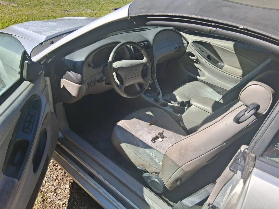 2002 Ford SN95 Mustang - Image 3 of 3